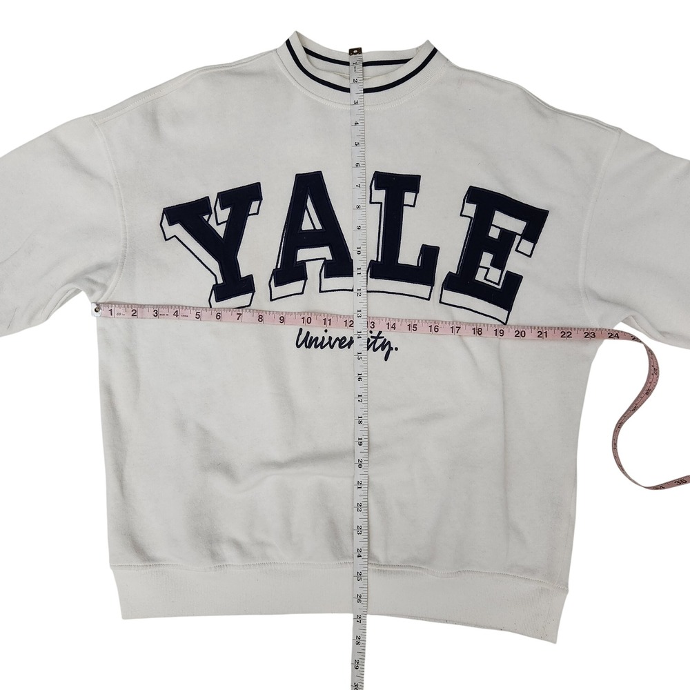 H&M Divided Yale University Embroidered Crewneck Sweatshirt White Blue Small - Picture 4 of 5